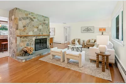 15 Deerfield Lane S, Pleasantville, NY 10570 - Photo 5