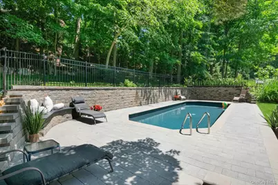 15 Deerfield Lane S, Pleasantville, NY 10570 - Photo 35