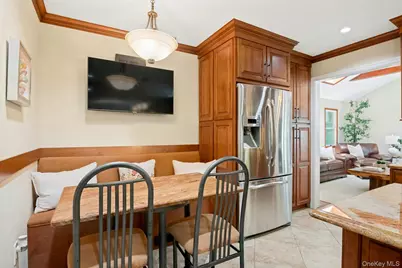 15 Deerfield Lane S, Pleasantville, NY 10570 - Photo 21