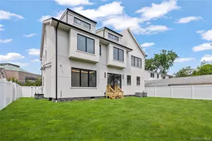 857 Glen Dr, Woodmere, NY 11598 - Photo 33