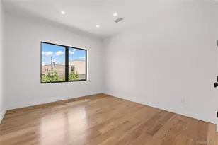 857 Glen Dr, Woodmere, NY 11598 - Photo 29