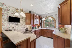 10 West St, Marlboro, NY 12542 - Photo 13