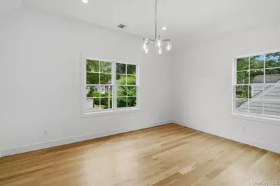 96 Shadyside Avenue, Port Washington, NY 11050 - Photo 33