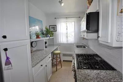 4 Stokes Road #2C, Yonkers, NY 10710 - Photo 9