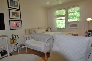4 Stokes Rd, Yonkers, NY 10710 - Photo 5