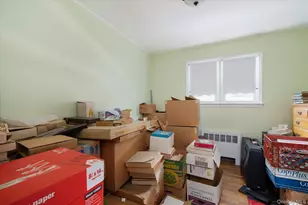 145 Arthur Ave, Floral Park, NY 11001 - Photo 11