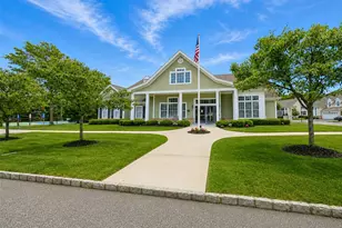 27 Toni Ct, Center Moriches, NY 11934 - Photo 33