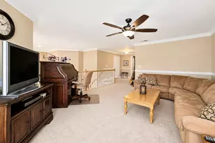 27 Toni Ct, Center Moriches, NY 11934 - Photo 23