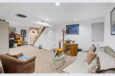 29 Hancock, Yaphank, NY 11980 - Photo 19