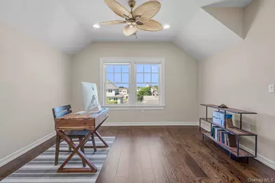 21 Shinnecock Road, East Quogue, NY 11942 - Photo 19