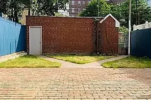 40-24 Aske St, Elmhurst, NY 11373 - Photo 13
