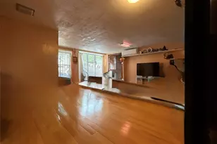 135-12 118th St, Ozone Park, NY 11420 - Photo 5