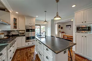3038 Lowell Ave, Wantagh, NY 11793 - Photo 11