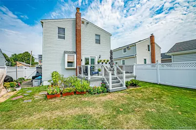 3038 Lowell Avenue, Wantagh, NY 11793 - Photo 21