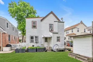 146-44 23rd Ave, Whitestone, NY 11357 - Photo 9
