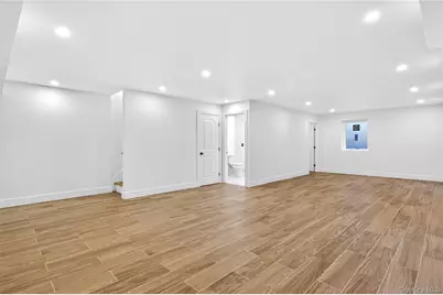 37 Corchaug Avenue #B, Port Washington, NY 11050 - Photo 27