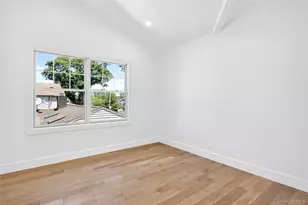 37 Corchaug Ave, Port Washington, NY 11050 - Photo 15