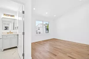 37 Corchaug Ave, Port Washington, NY 11050 - Photo 13