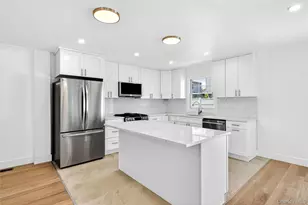 37 Corchaug Ave, Port Washington, NY 11050 - Photo 11
