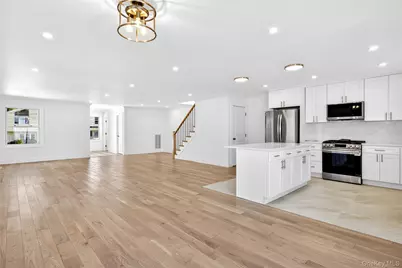 37 Corchaug Avenue #B, Port Washington, NY 11050 - Photo 7
