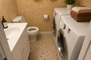 1070 Oakfield Ave, North Bellmore, NY 11710 - Photo 7