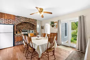 718 Montauk Hwy, East Quogue, NY 11942 - Photo 11