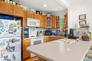 718 Montauk Hwy, East Quogue, NY 11942 - Photo 25