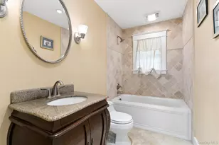 35 Woodvale Dr, Syosset, NY 11791 - Photo 19