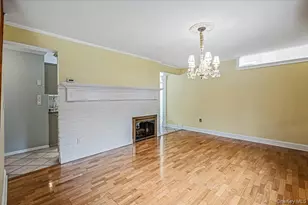 104 Choir Ln, Westbury, NY 11590 - Photo 11
