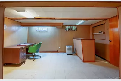 141-27 Coolidge Avenue, Briarwood, NY 11435 - Photo 31