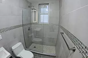 40-24 Aske St, Elmhurst, NY 11373 - Photo 13