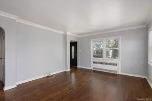32 Croyden, New Hyde Park, NY 11040 - Photo 5