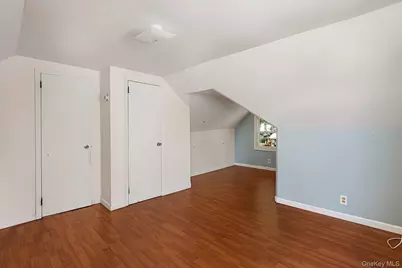 32 Croyden, New Hyde Park, NY 11040 - Photo 21