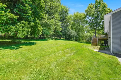 17 Regent Drive, Hopewell Junction, NY 12533 - Photo 19