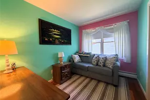 381 N Monroe Ave, Lindenhurst, NY 11757 - Photo 23