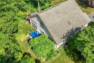 4 Blair Ct, Coram, NY 11727 - Photo 23