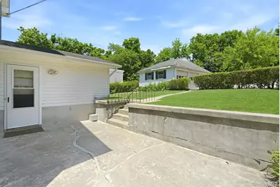 800 Oakwood Drive, Peekskill, NY 10566 - Photo 27