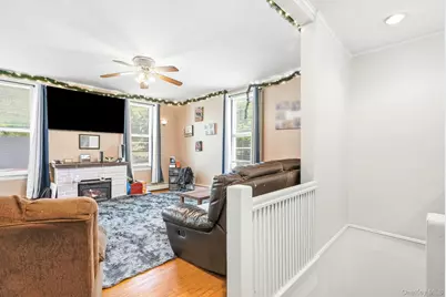800 Oakwood Drive, Peekskill, NY 10566 - Photo 7
