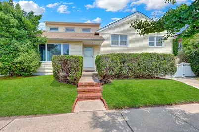 335 E State Street, Long Beach, NY 11561 - Photo 3