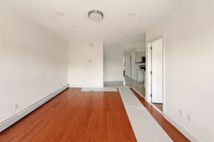281 W 234th St, Bronx, NY 10463 - Photo 11