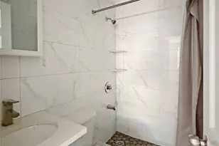 281 W 234th St, Bronx, NY 10463 - Photo 17