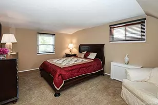 530 Coolidge Ave, Rockville Centre, NY 11570 - Photo 11