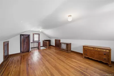 6033 69th Lane, Maspeth, NY 11378 - Photo 17