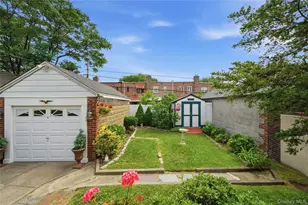 60-33 69th Ln, Maspeth, NY 11378 - Photo 19