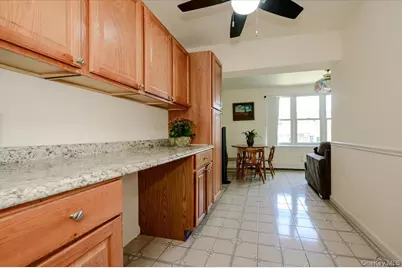 2368 Woodhull Avenue, Bronx, NY 10469 - Photo 13