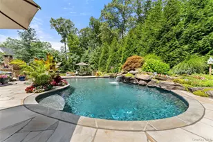22 Perrin's Peak Rd, Stony Point, NY 10980 - Photo 11