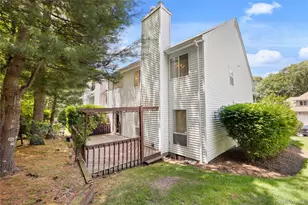 23 Stone Gate Ct, Smithtown, NY 11787 - Photo 19