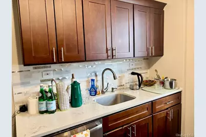 530 Dubois Avenue # 2C, Valley Stream, NY 11581 - Photo 9