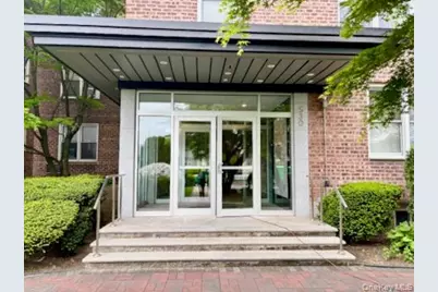 530 Dubois Avenue # 2C, Valley Stream, NY 11581 - Photo 21