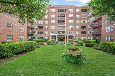 67-66 108th Street #D/3, Forest Hills, NY 11375 - Photo 5